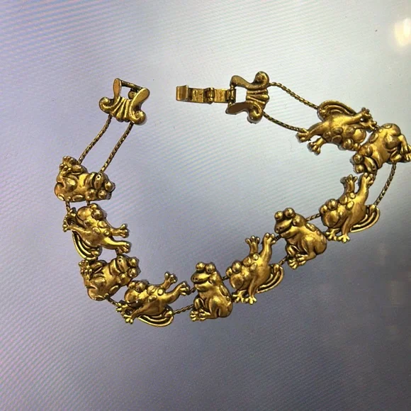 Crazy Frog Bracelet! Gold tone - Picture 5 of 11